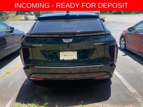 Used 2024 Cadillac Lyriq Luxury AWD/4WD image 4