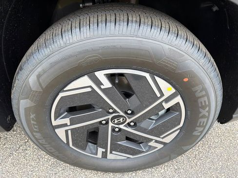 New 2026 Hyundai Tucson Blue SE image 12