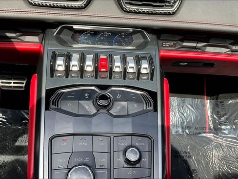 Used 2018 Lamborghini Huracan LP 580-2 image 14