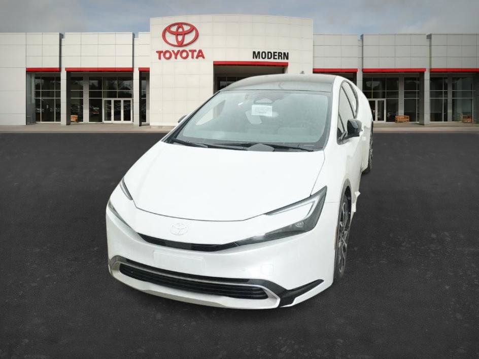 New 2026 Toyota Prius Plug-In Hybrid w/ Limited Premium Package FWD image 5