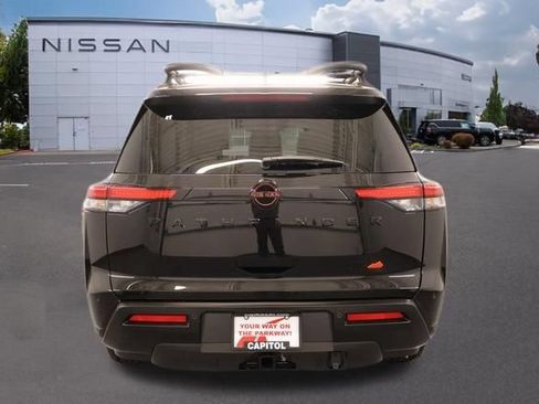New 2026 Nissan Pathfinder Rock Creek w/ Rock Creek Premium Package AWD/4WD image 4
