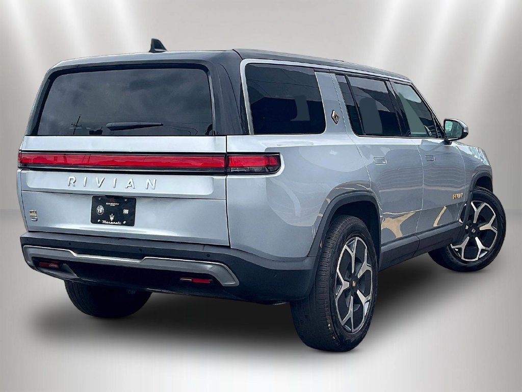 Used 2024 Rivian R1S Adventure Quad AWD/4WD image 6