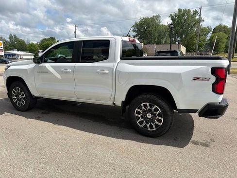 Certified 2023 Chevrolet Colorado Z71 w/ Z71 Convenience Package 2 AWD/4WD image 5