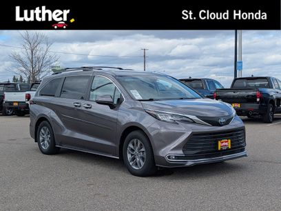 Used 2022 Toyota Sienna XLE w/ XLE Plus Package