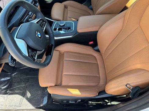 Used 2025 BMW 330i xDrive Sedan AWD/4WD image 24