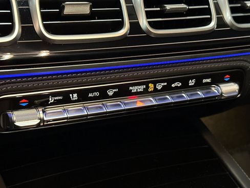 New 2026 Mercedes-Benz Maybach GLS 600 4MATIC image 16