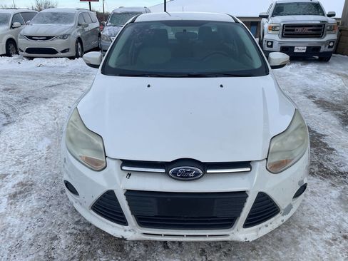 Used 2014 Ford Focus SE image 3