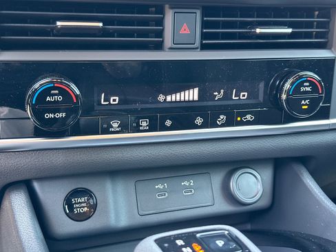 New 2026 Nissan Rogue SV image 31