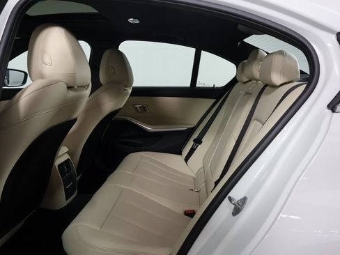 Certified 2025 BMW 330i Sedan w/ Premium Package RWD image 11