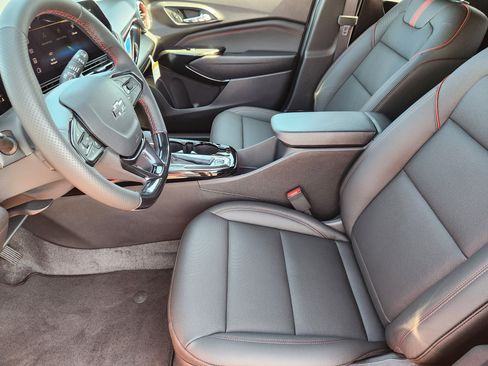 New 2026 Chevrolet Trax RS w/ Driver Confidence Package image 9