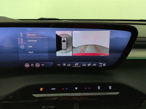 Certified 2025 Buick Enclave Avenir w/ Super Cruise Package AWD/4WD image 19