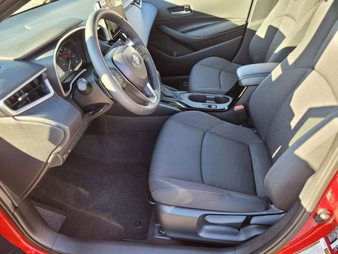 Used 2024 Toyota Corolla SE image 12