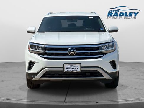 Certified 2023 Volkswagen Atlas Cross Sport SE AWD/4WD image 6