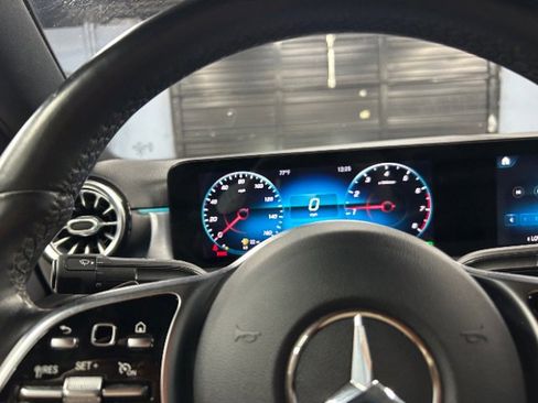 Used 2021 Mercedes-Benz A 220 4MATIC w/ Premium Package image 34