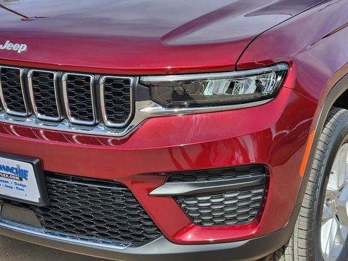 New 2026 Jeep Grand Cherokee Laredo X RWD image 5