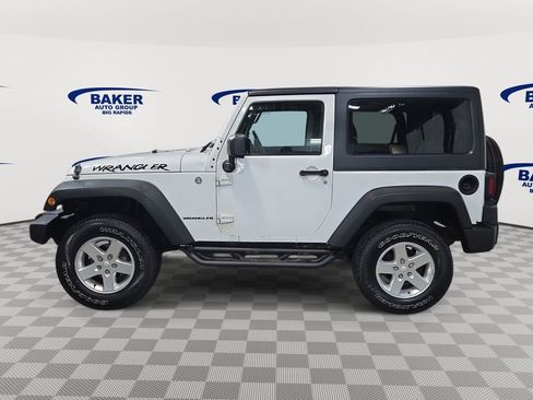 Used 2014 Jeep Wrangler Sport w/ Connectivity Group AWD/4WD image 7