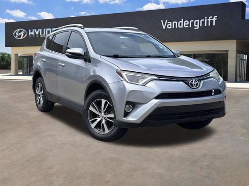 Used 2016 Toyota RAV4 XLE FWD image 1
