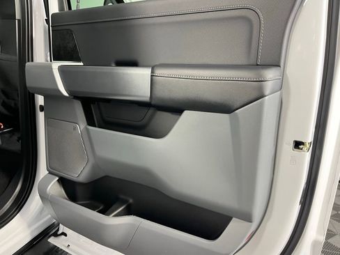 Used 2024 Ford F150 Lightning Flash image 27