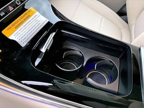 New 2026 Mercedes-Benz GLC 300 4MATIC image 11