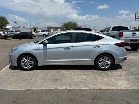 Used 2019 Hyundai Elantra SEL FWD image 3