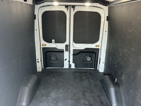 Used 2024 Ford Transit 250 148 Medium Roof w/ Load Area Protection Package RWD image 16