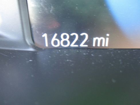 Used 2021 Chevrolet Bolt LT image 18