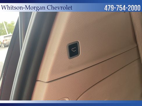Used 2022 Chrysler Voyager LX image 52
