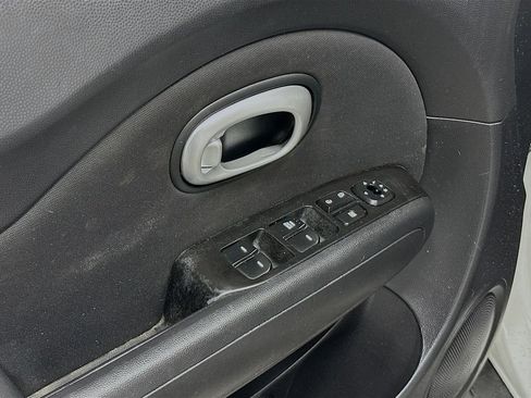 Used 2016 Kia Soul image 17
