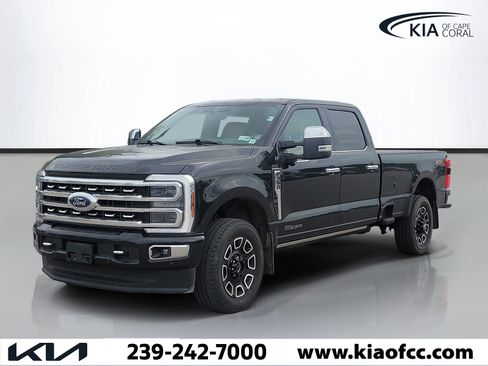 Used 2024 Ford F350 Platinum AWD/4WD image 3