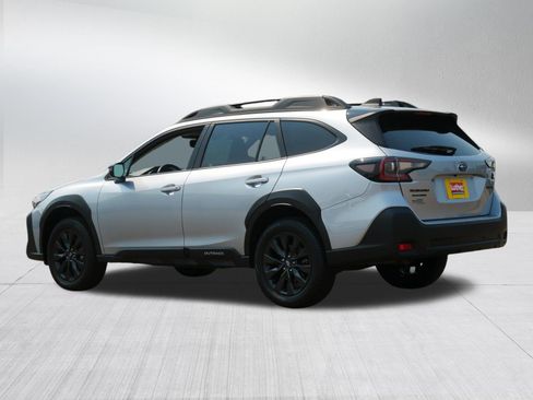 Used 2024 Subaru Outback Onyx Edition AWD/4WD image 5