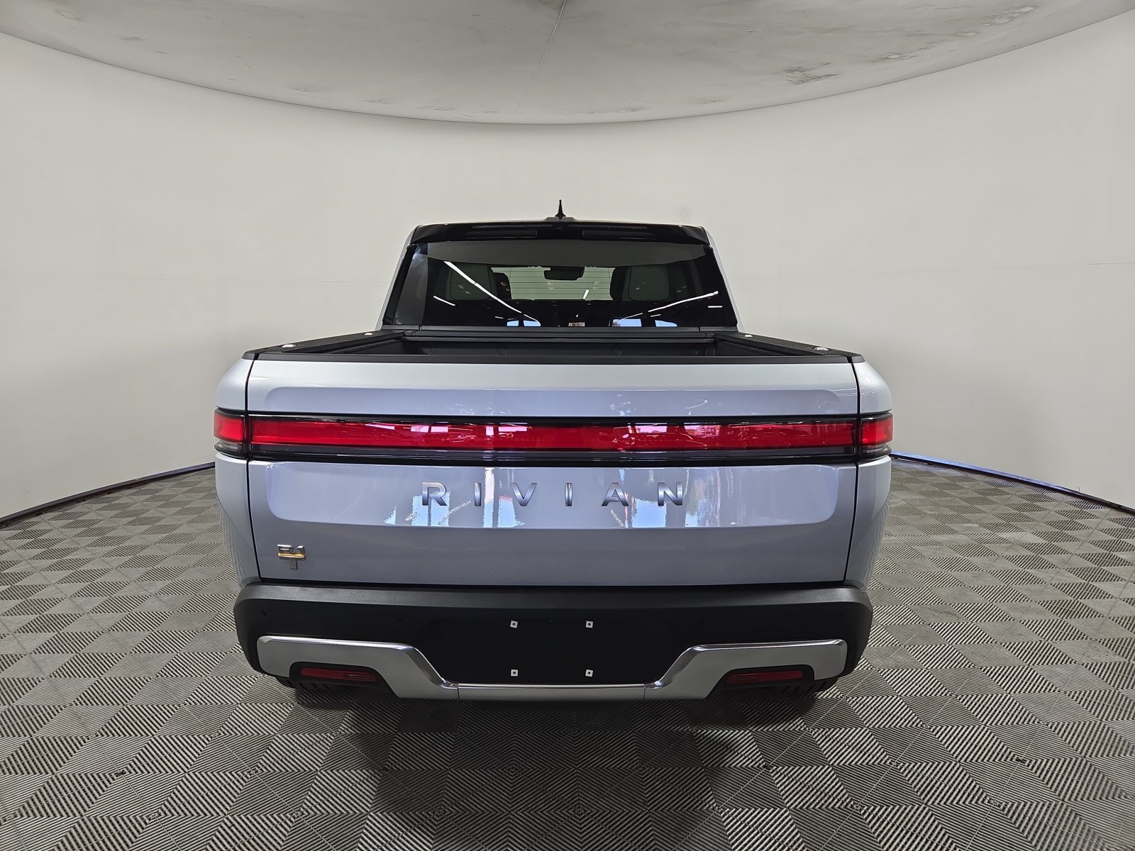 Used 2023 Rivian R1T Adventure Quad AWD/4WD image 4