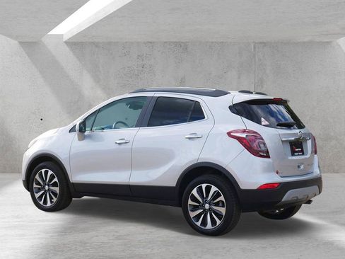 Used 2021 Buick Encore Preferred FWD image 4