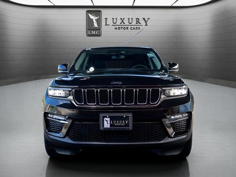 Used 2023 Jeep Grand Cherokee 4WD 4xe image 3
