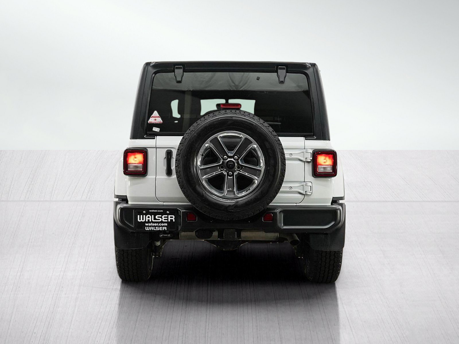 Used 2021 Jeep Wrangler Unlimited Sahara w/ Uconnect 4C Nav & Sound Group AWD/4WD image 5