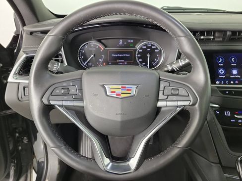 Certified 2024 Cadillac XT6 Luxury AWD/4WD image 24
