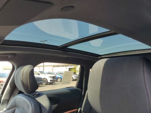 New 2026 Lincoln Nautilus Black Label AWD/4WD image 10