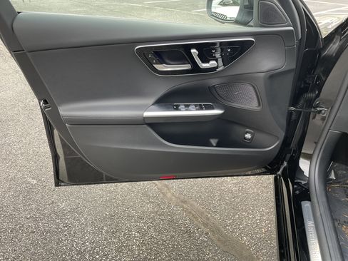 New 2026 Mercedes-Benz C 300 4MATIC Sedan image 17