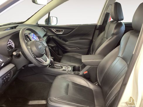 Used 2020 Subaru Forester Limited w/ Popular Package #3 image 9