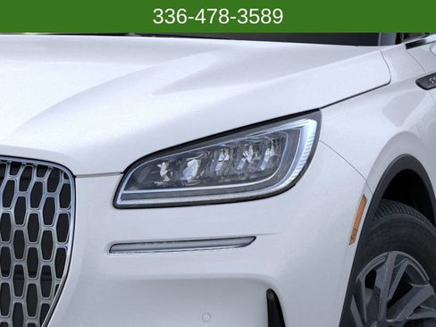 New 2026 Lincoln Corsair Premiere image 18