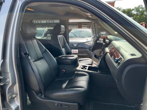 Used 2011 Chevrolet Silverado 1500 LTZ w/ LTZ Plus Package AWD/4WD image 17