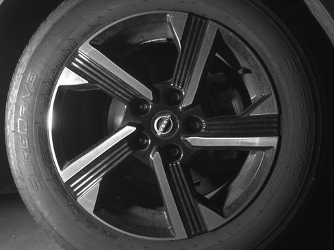 Used 2025 Nissan Sentra SV image 12