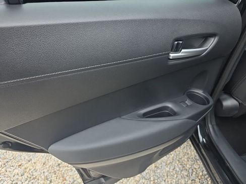 Certified 2023 Toyota Corolla Cross XLE image 15