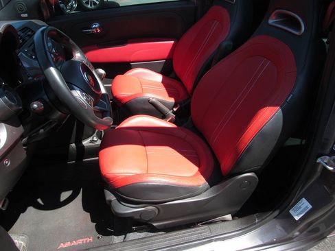 Used 2013 FIAT 500 Abarth w/ Beats Audio Pkg FWD image 22