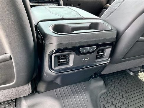 Used 2025 GMC Sierra 2500 AT4X w/ Snow Plow Prep/Camper Package AWD/4WD image 28