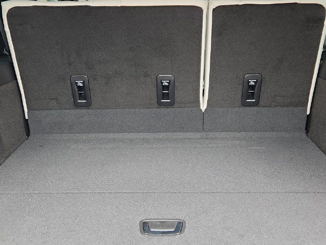 New 2026 Cadillac Escalade ESV Platinum Sport AWD/4WD image 25