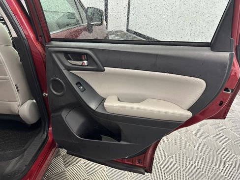 Used 2014 Subaru Forester 2.5i Touring AWD/4WD image 17