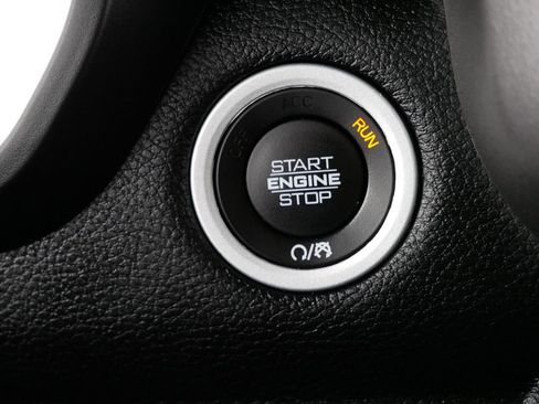 Used 2021 RAM 1500 Big Horn image 27