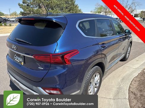 Used 2020 Hyundai Santa Fe SE image 7