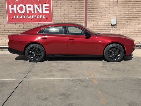 New 2026 Dodge Charger R/T AWD/4WD image 7