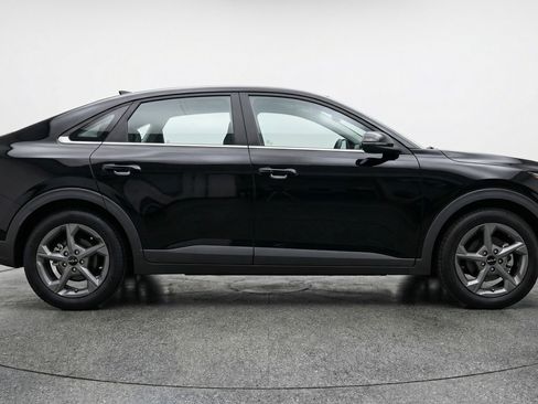 Used 2025 Kia K4 FWD image 11